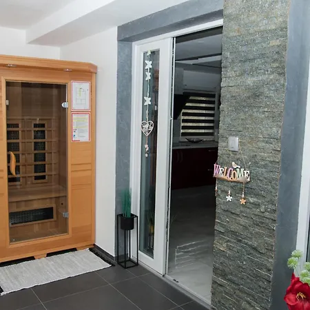Apartma Lara